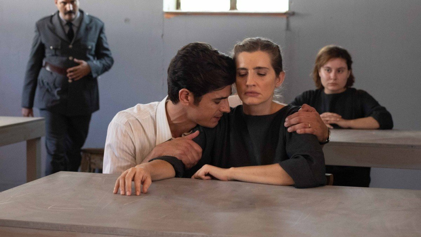 Επιστροφή για την τηλεοπτική σειρά «Άγριες Μέλισσες»