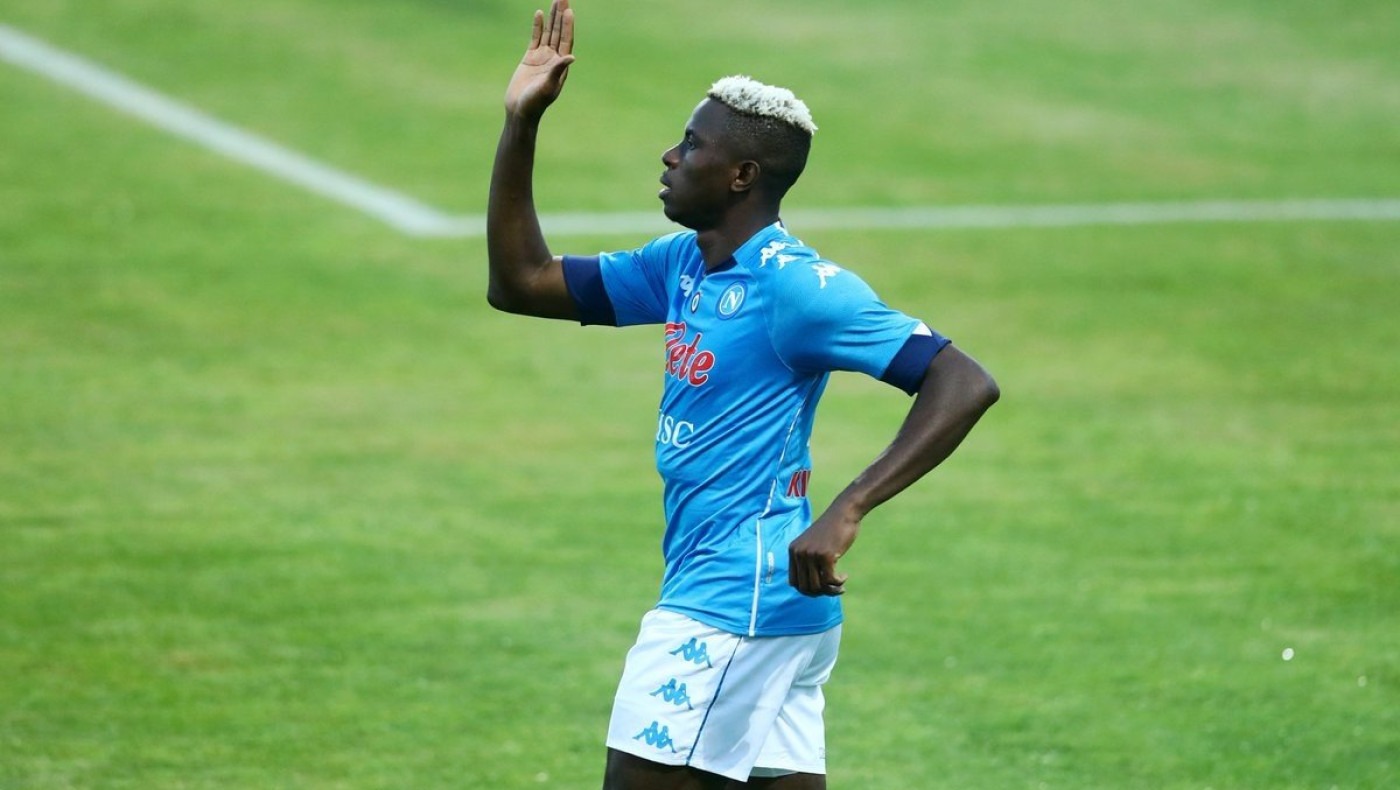 Συγκλονίζει ο Οσιμέν: «Πουλούσα νερό στους δρόμους για να επιβιώσω»