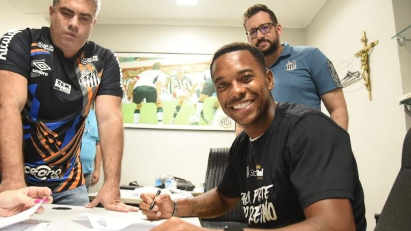 Ο Ρομπίνιο επιστρέφει στη Σάντος με αμοιβή... σοκ!