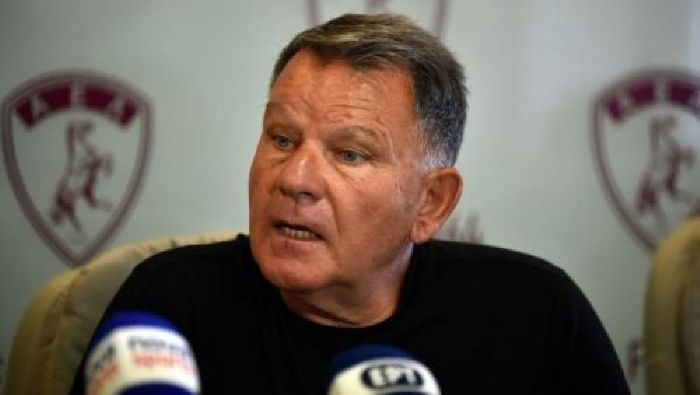 Κούγιας: «Με Ολυμπιακό και Αυγενάκη προσπαθούμε να ξεβρωμίσουμε το ποδόσφαιρο!»