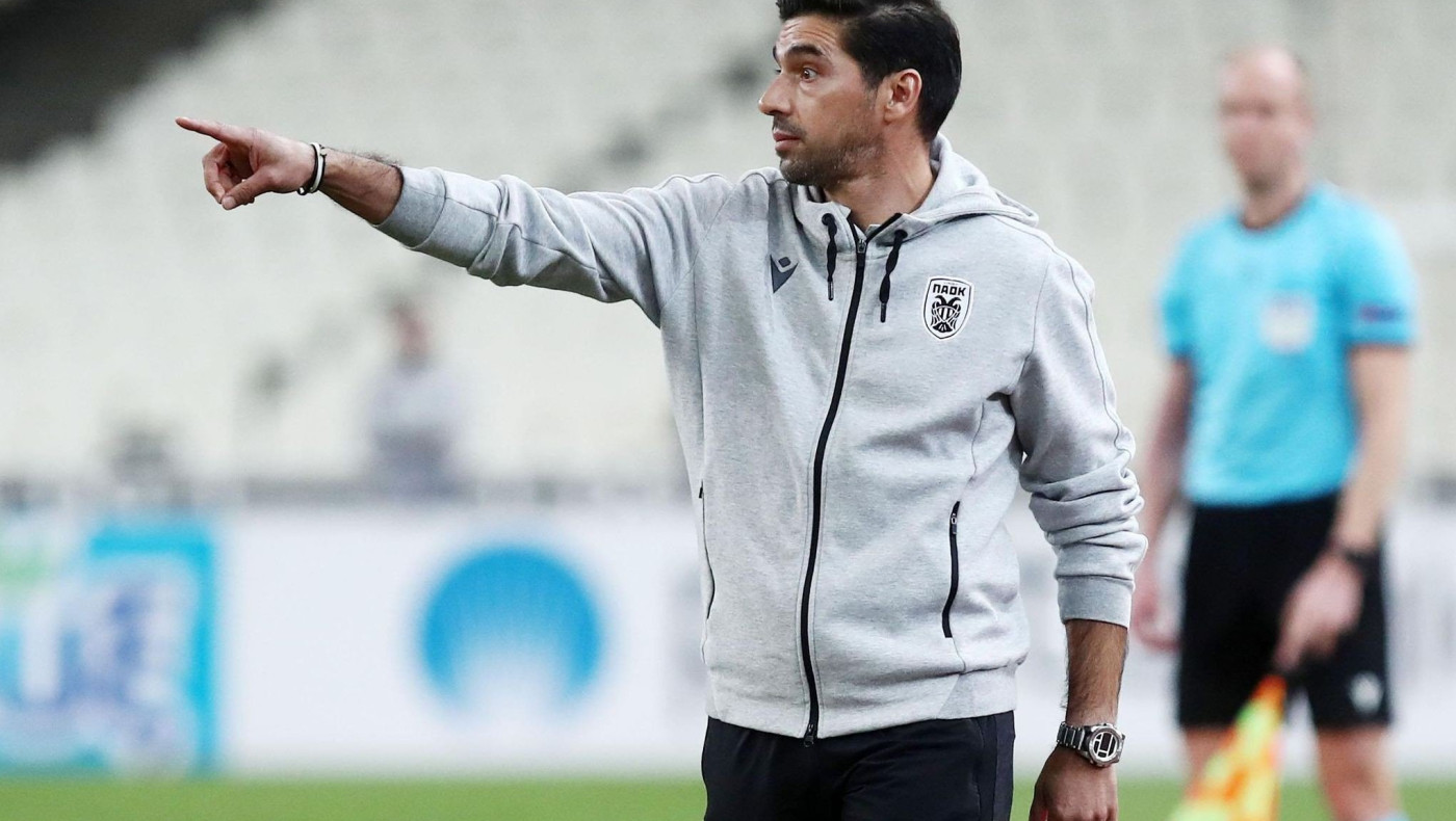 Φερέιρα: «Στα άκρα της άμυνας θα αγωνιστεί ο Βιεϊρίνια»