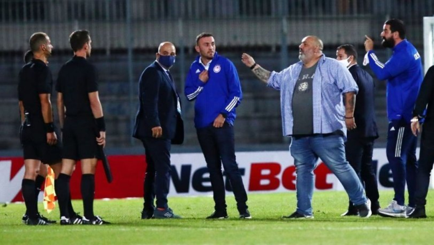 Μόνο τέσσερις μήνες απαγόρευση εισόδου σε Καραπαπά που... απαλλάχθηκε για τις απειλές!