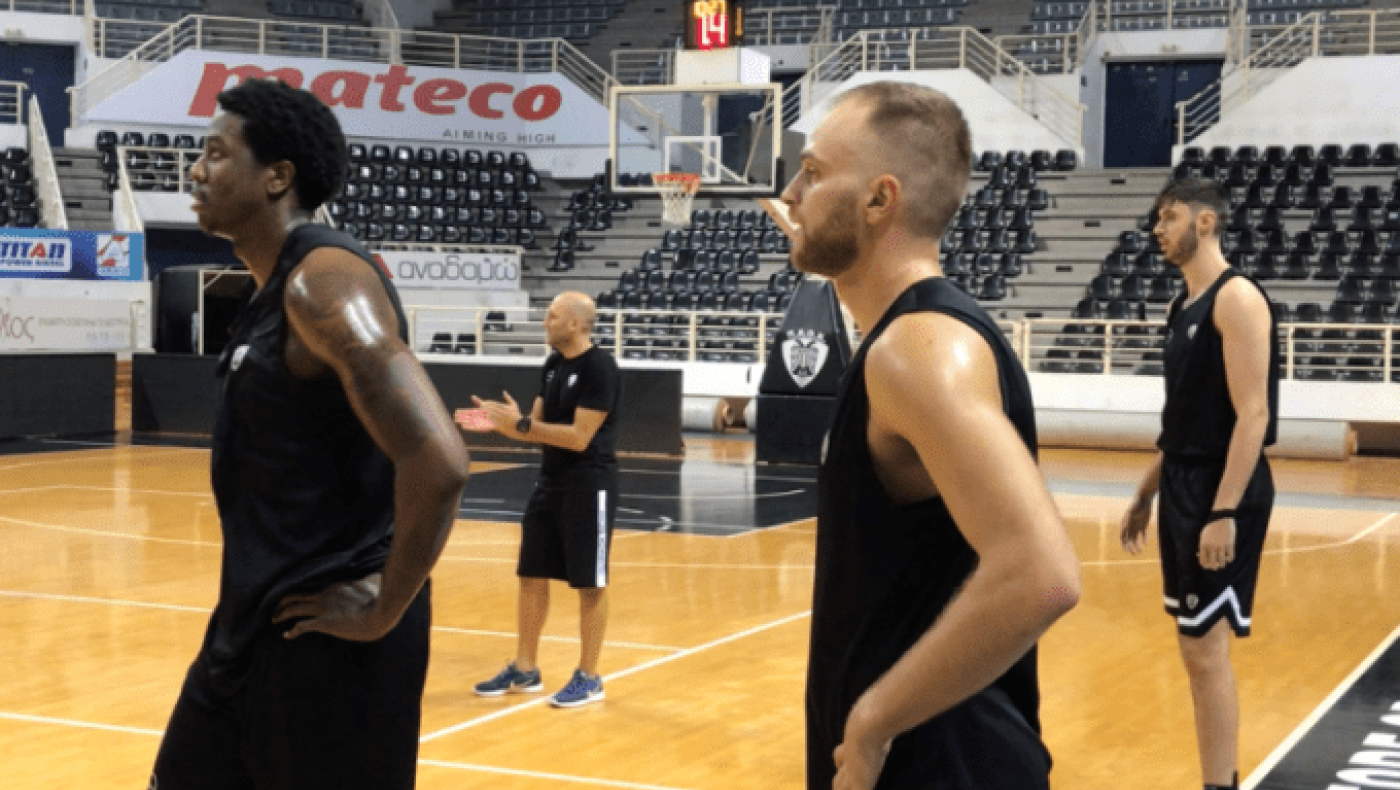 Προπόνηση, γενέθλια και δείπνο στον ΠΑΟΚ