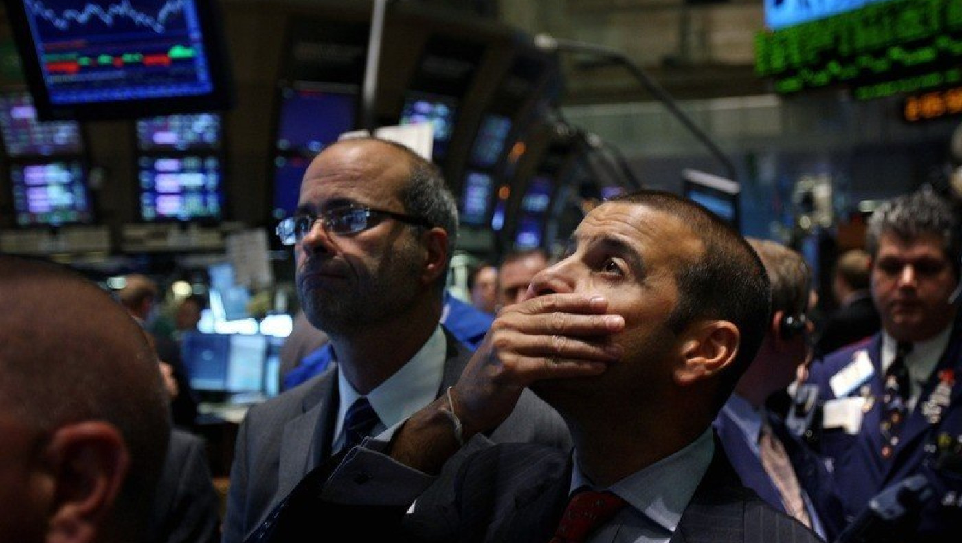 Επιστρέφουν τα lockdowns, καταρρέουν τα χρηματιστήρια