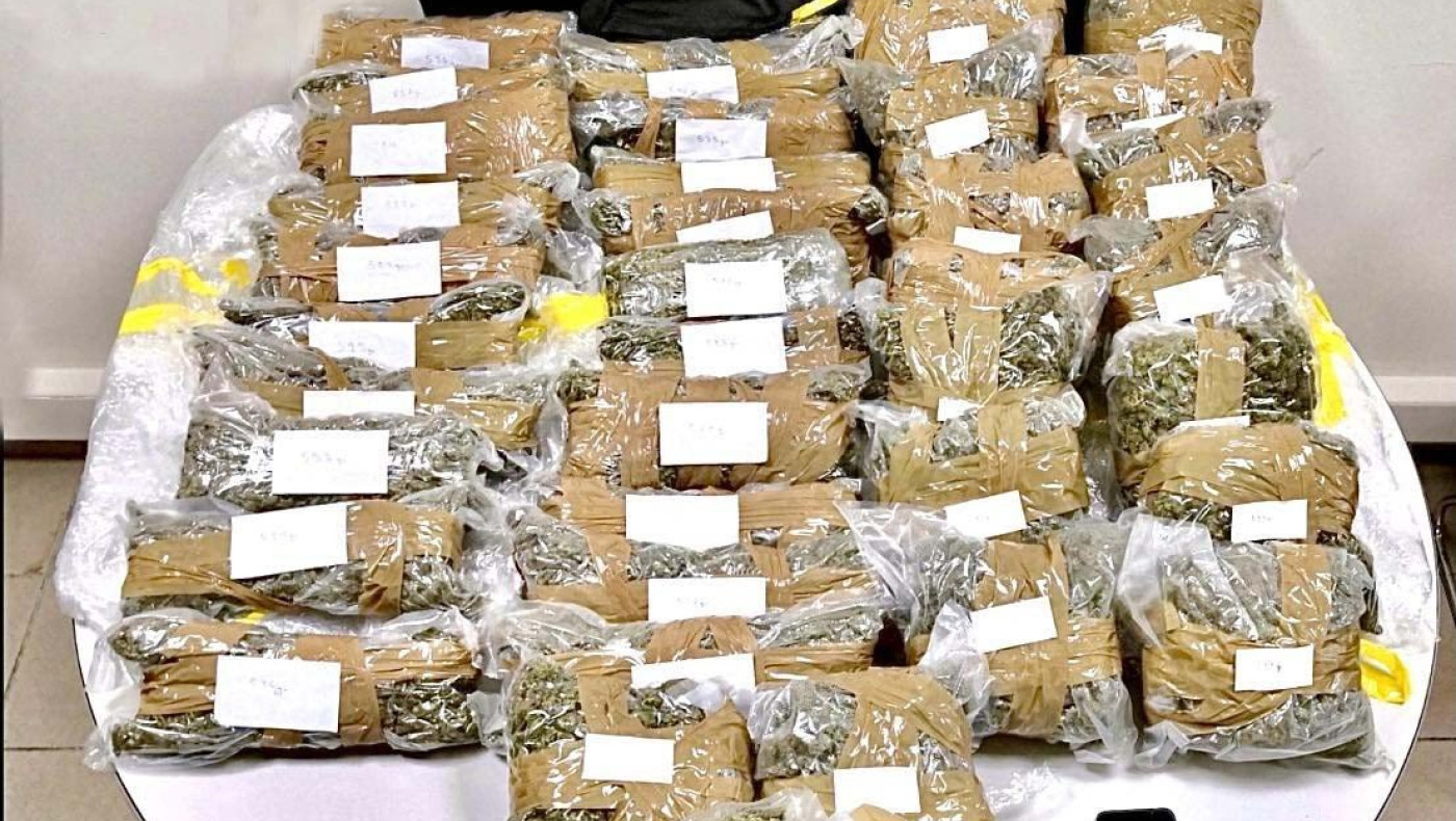 Θεσσαλονίκη: Συνελήφθη 52χρονη με 21 κιλά κάνναβης