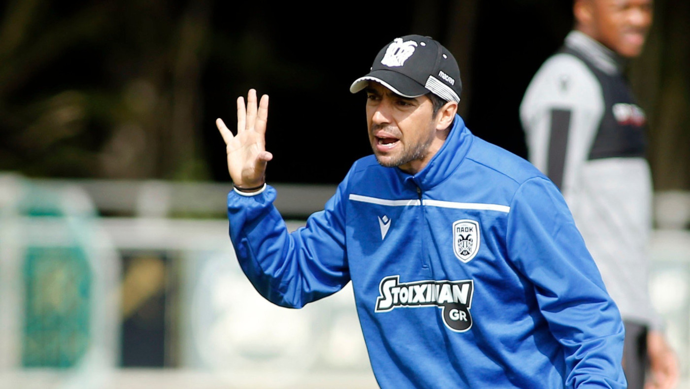 «Χαλί» εκατομμυρίων στα πόδια του Αμπέλ Φερέιρα: Το συμβόλαιο και το μπόνους από την Παλμέιρας!