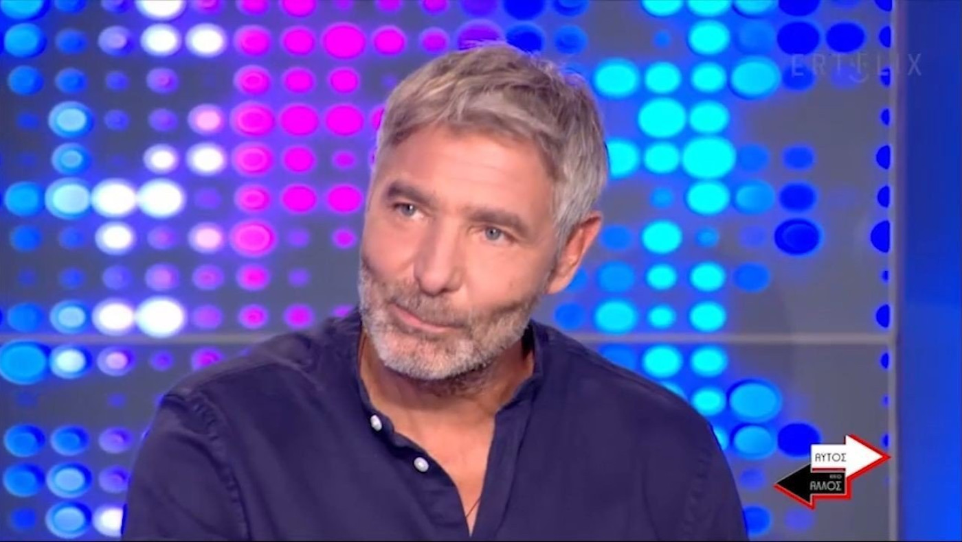 Ο Αθερίδης μιμείται Χατζηπαναγή με αφορμή τους Μέσι-Ρονάλντο!