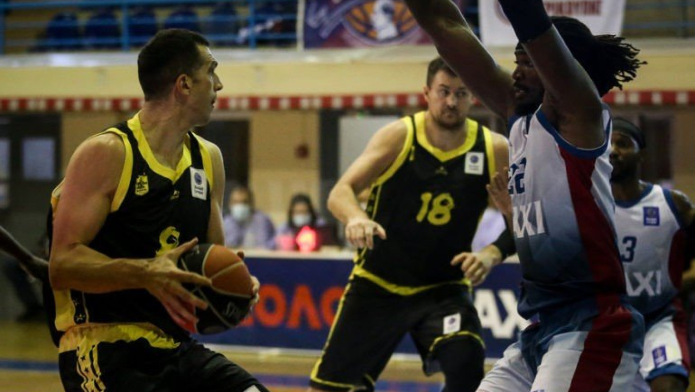 Το νικητήριο καλάθι του Γκριν στο Μεσολόγγι