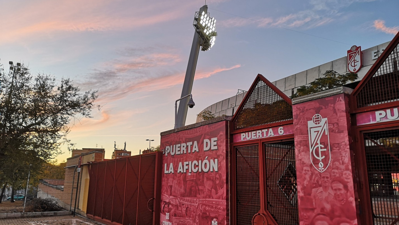 Έρημο τοπίο το «Νουέβο Λος Κάρμενες» - «Σκιά» της προ-covid εποχής