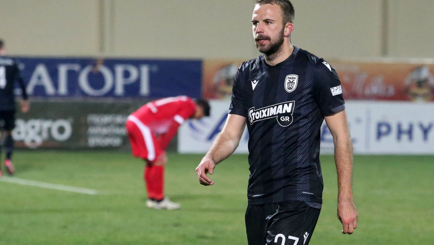 Η τρίτη και φαρμακερή της Ντιναμό για Μίσιτς και το unfair της Σπόρτινγκ