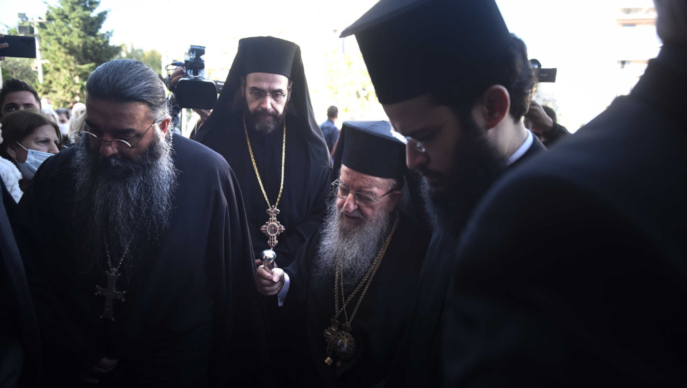 «Ήταν συνέχεια της Θείας Λειτουργίας και επιτρέπεται να μην φοράμε μάσκες»