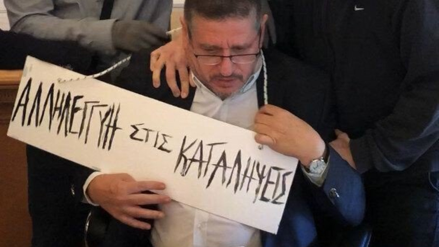 Χρυσοχοΐδης για ΑΣΟΕΕ: «Ταμπέλες κρέμαγαν οι χιτλερικοί»