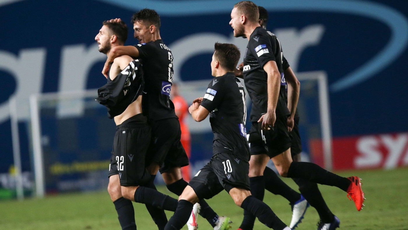 Πω, πω… πίκρα. Φαρμάκι ξερνούν!