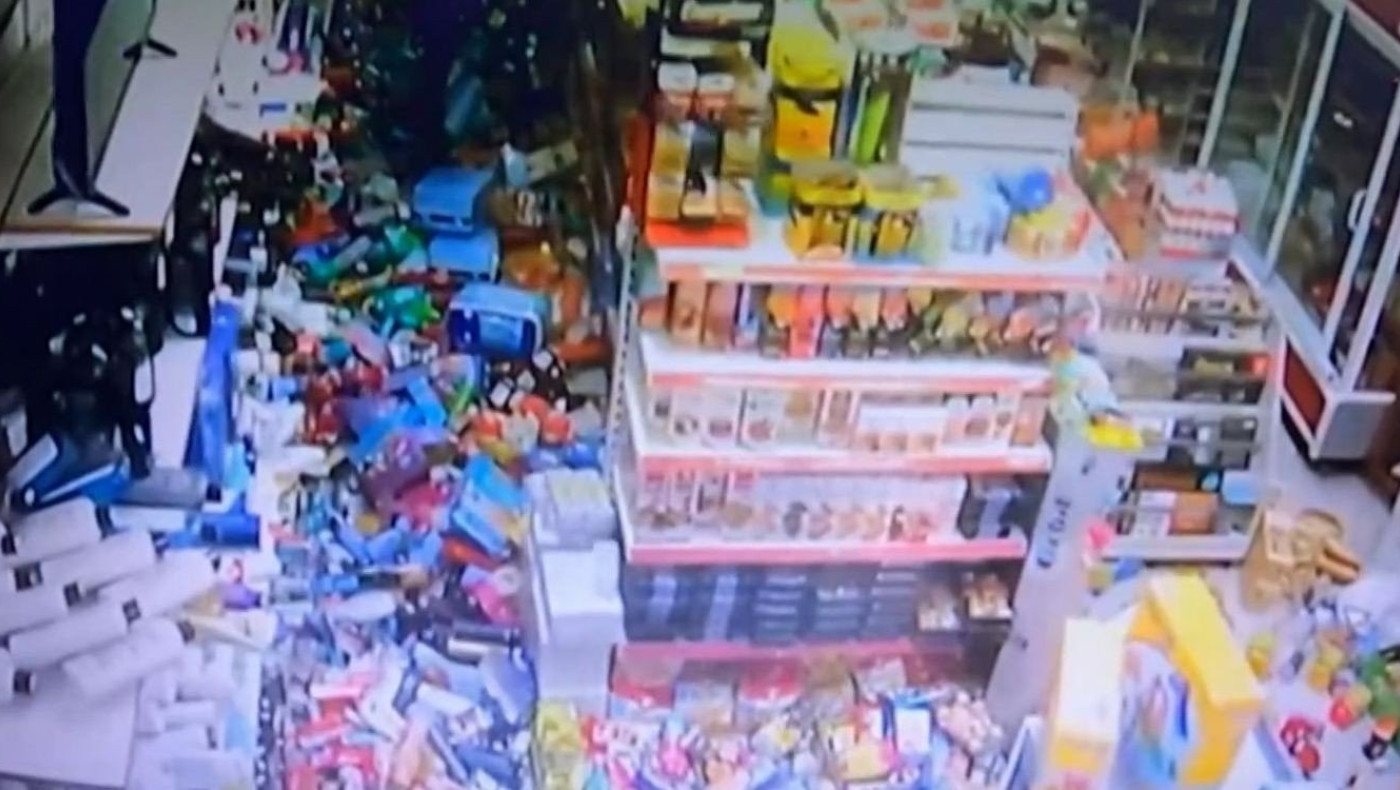 Σεισμός στη Σάμο: Βίντεο-ντοκουμέντο από σούπερ μάρκετ!