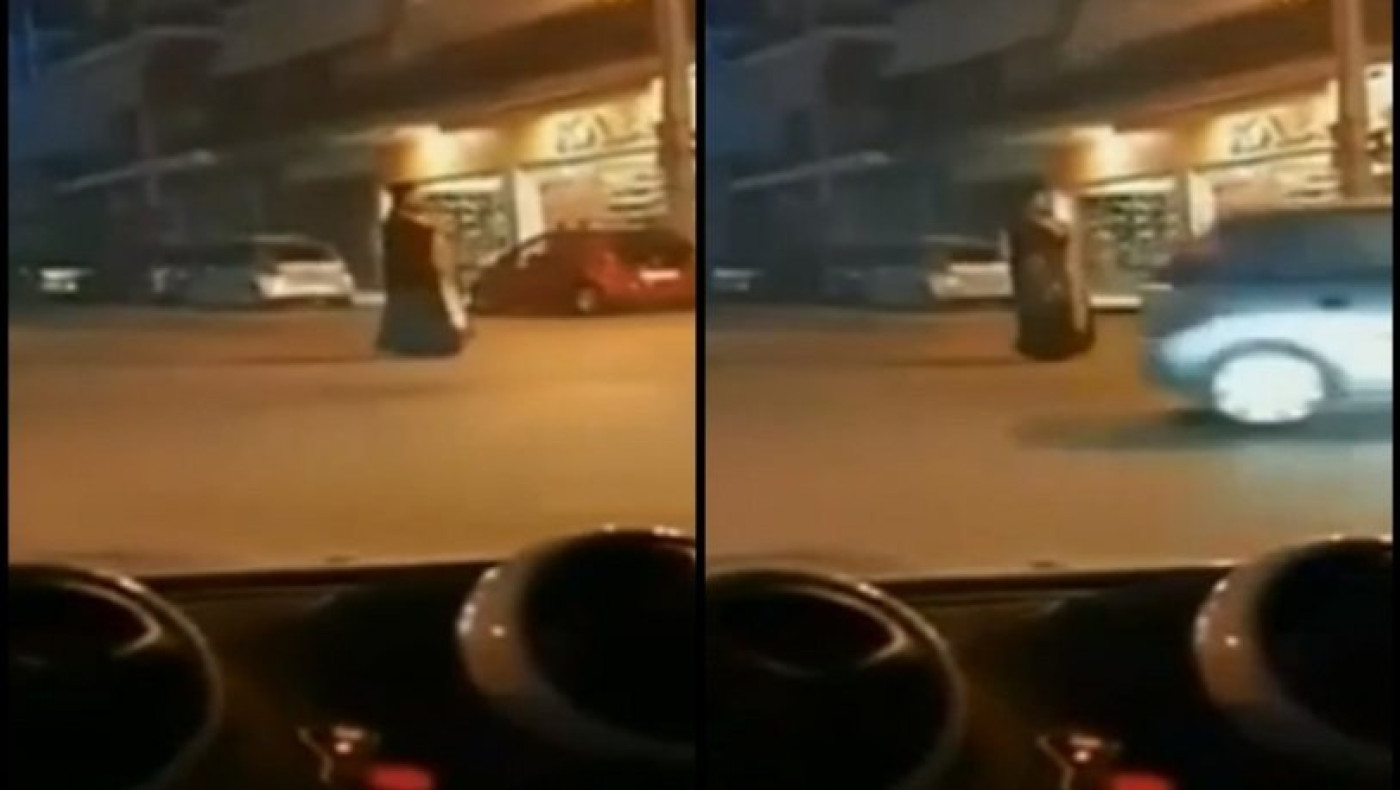 Aπίστευτο: Θυμιάτιζε και έψελνε στη μέση του δρόμου