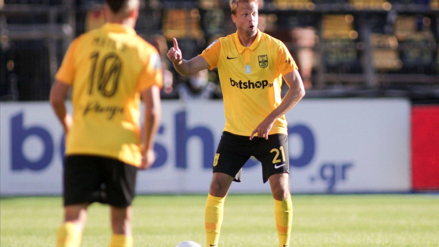 Ο Άρης φέτος έχει κανονικά μπακ