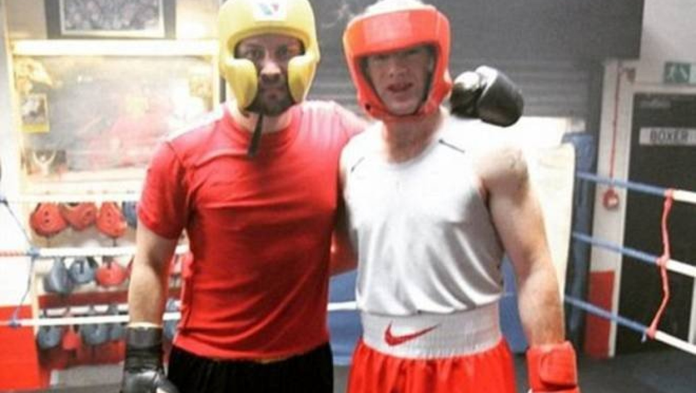 «Καμπάνα» σε Ρούνεϊ λόγω... μποξ (video)