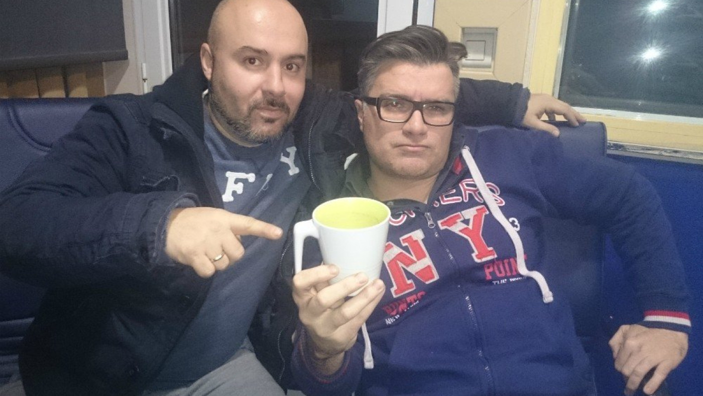 Ο Πλιακος τσιγκλίζει, ο Κουλιανός κάνει κάμψεις και οι δυο τους προτείνουν! 