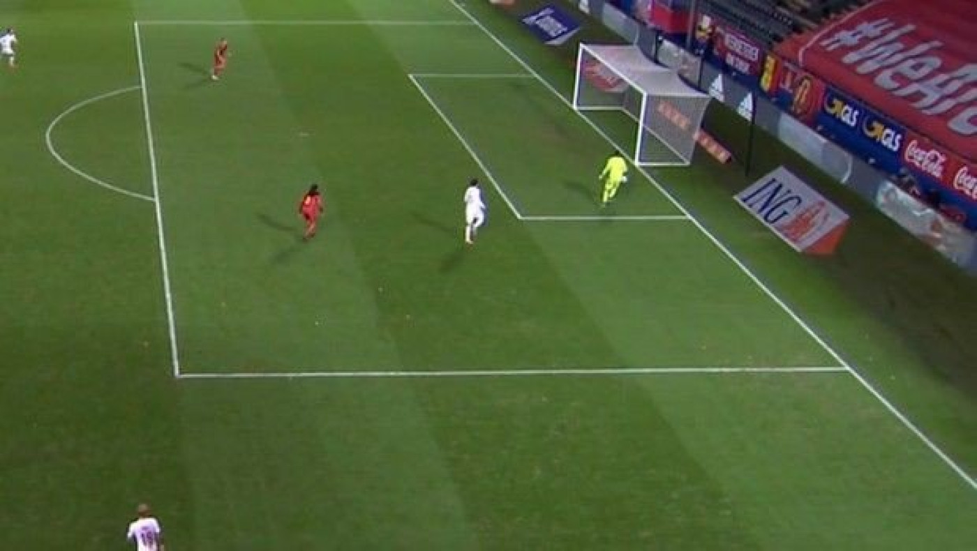 Γκάφα... ολκής από τον Κουρτουά στο Βέλγιο - Δανία