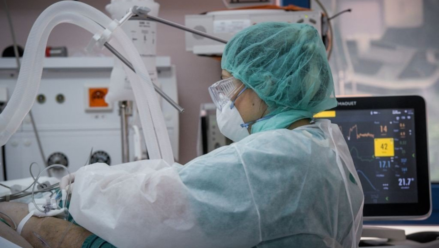 Αγωνία για υποδιοικητή νοσοκομείου: Στην Εντατική μετά τον εμβολιασμό του