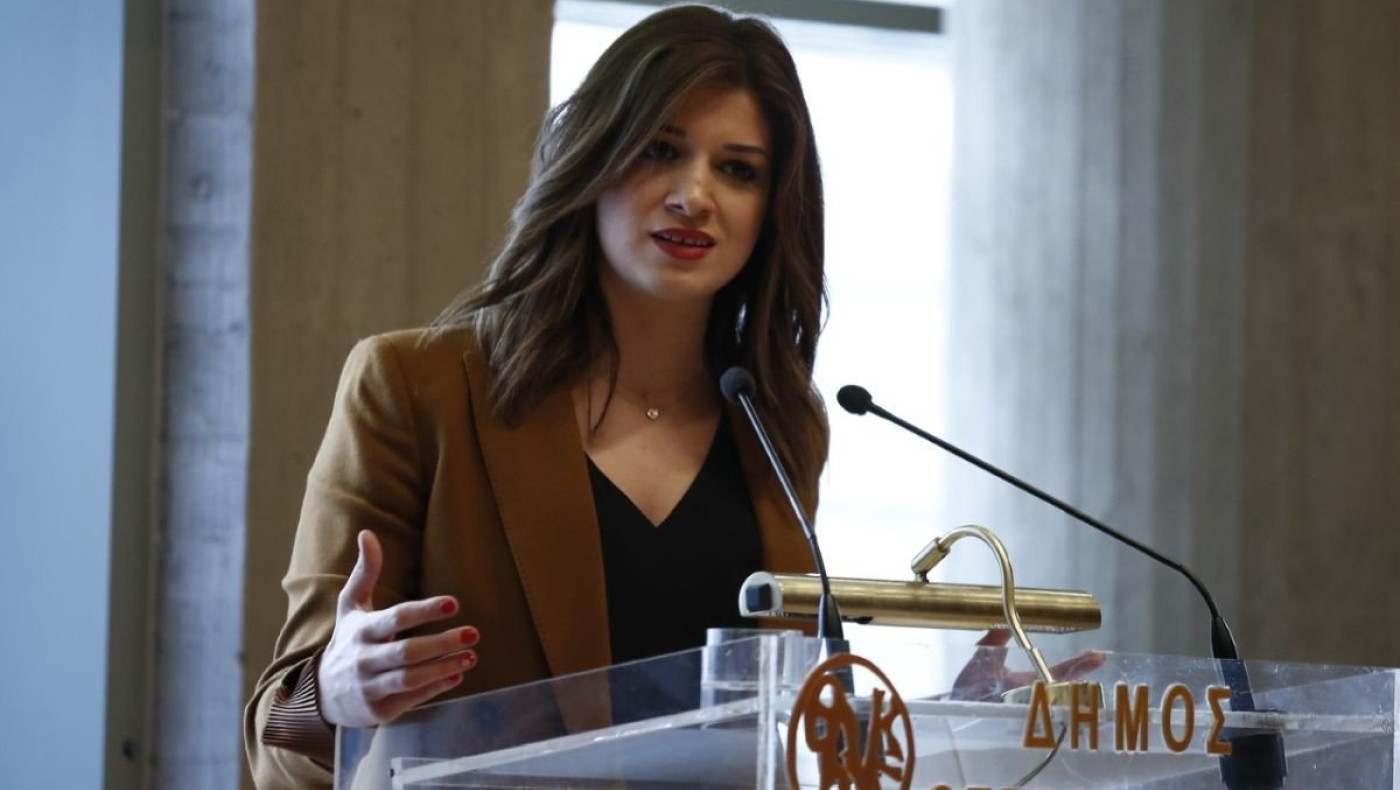 «Θεσσαλονίκη μαζί»: «Ο Δήμαρχος πετάει λεφτά σε λαμπάκια»