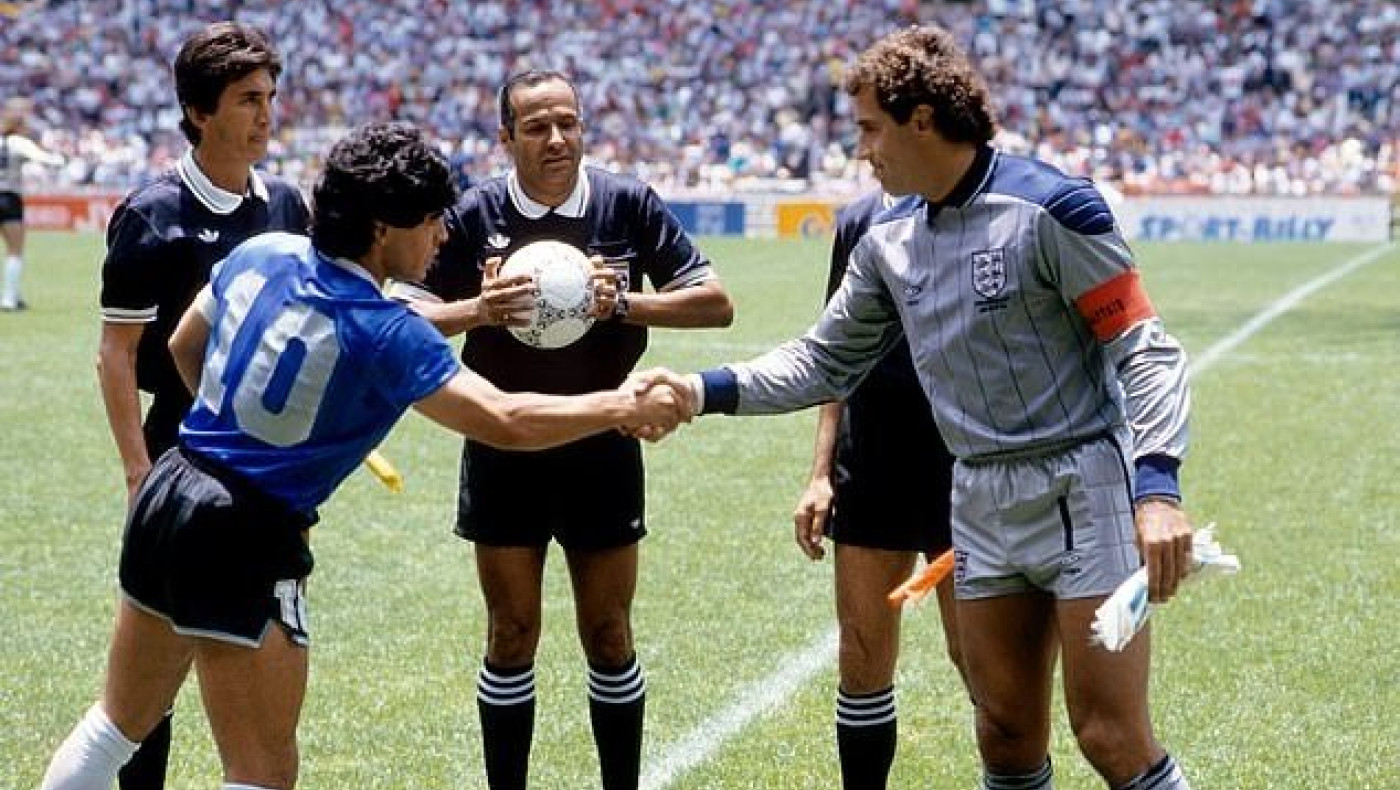 Το τρομερό αντίο της Αργεντινής στον θρύλο Μαραντόνα!