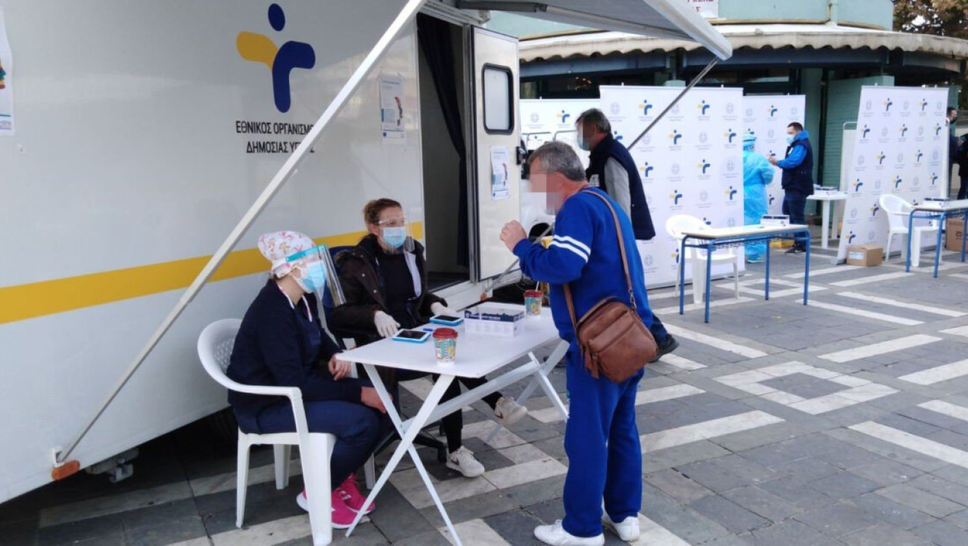 Κορωνοϊός: Δραματική η κατάσταση στη Δράμα-Ενας στους τέσσερις θετικός