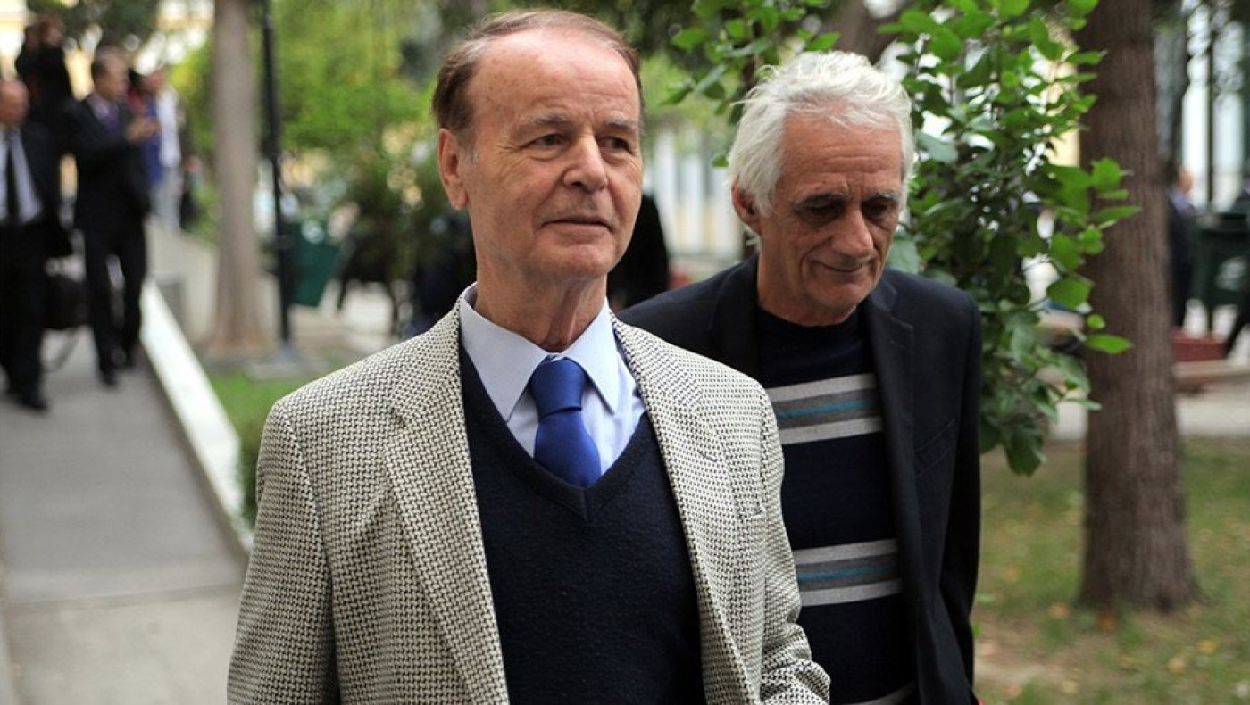 Στον εισαγγελέα οδηγείται ο 87χρονος Μπάμπης Βωβός