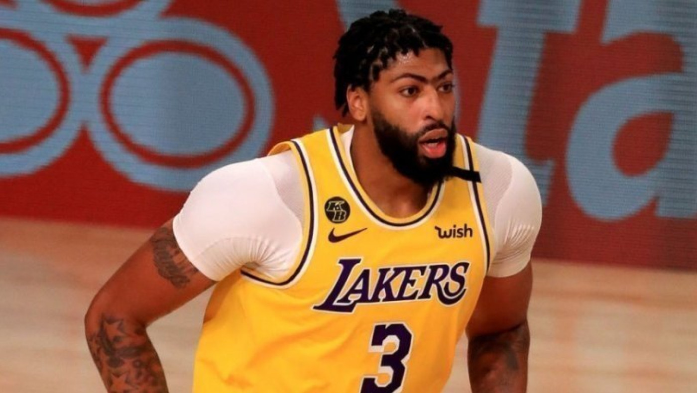 ΝΒΑ: Επικό τρολάρισμα από οπαδούς που «ξύρισαν» τα φρύδια του Ντέιβις