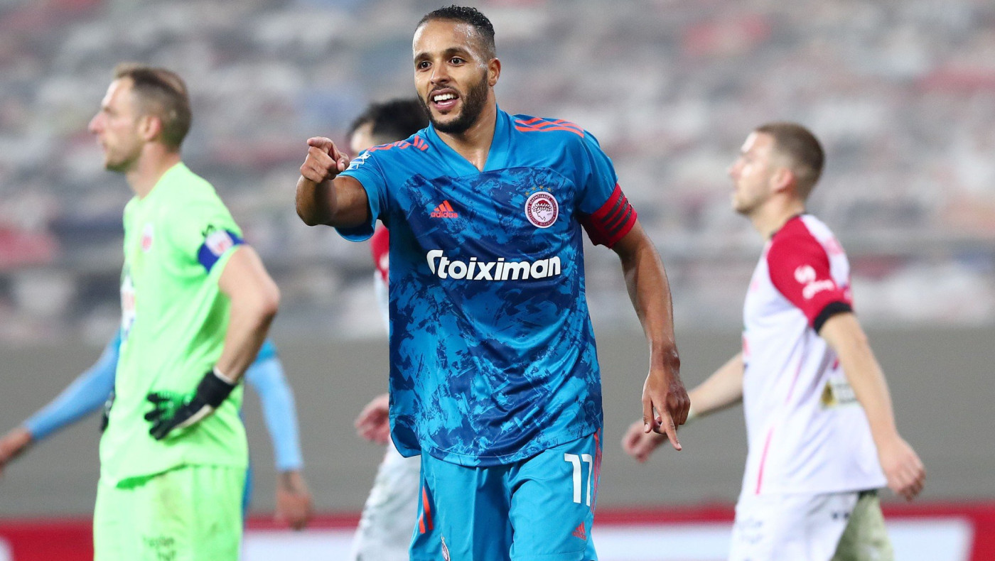 Με ανατροπή και... καταγγελίες Βόλου έφτασε στην ανατροπή ο Ολυμπιακός