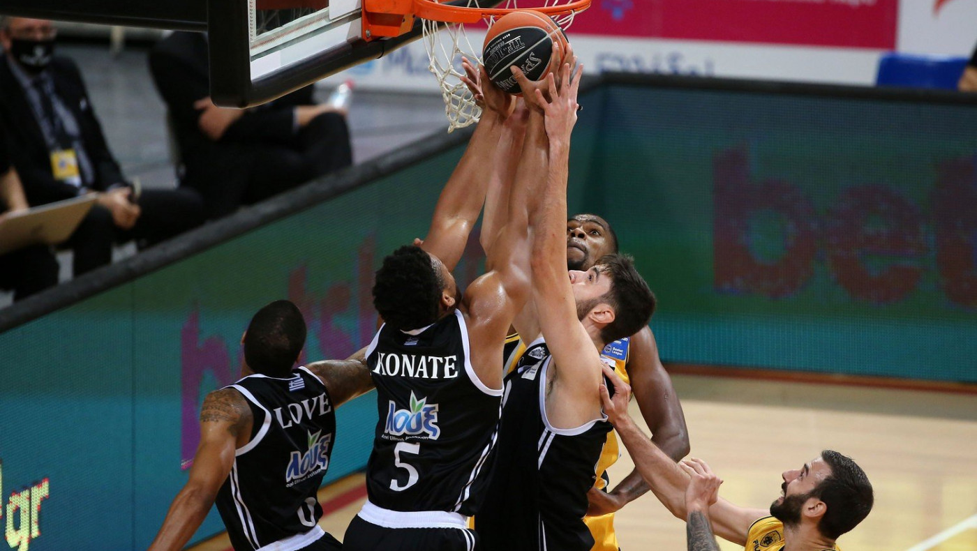 Ήττα για ΠΑΟΚ από την ΑΕΚ με φωνές για τη διαιτησία