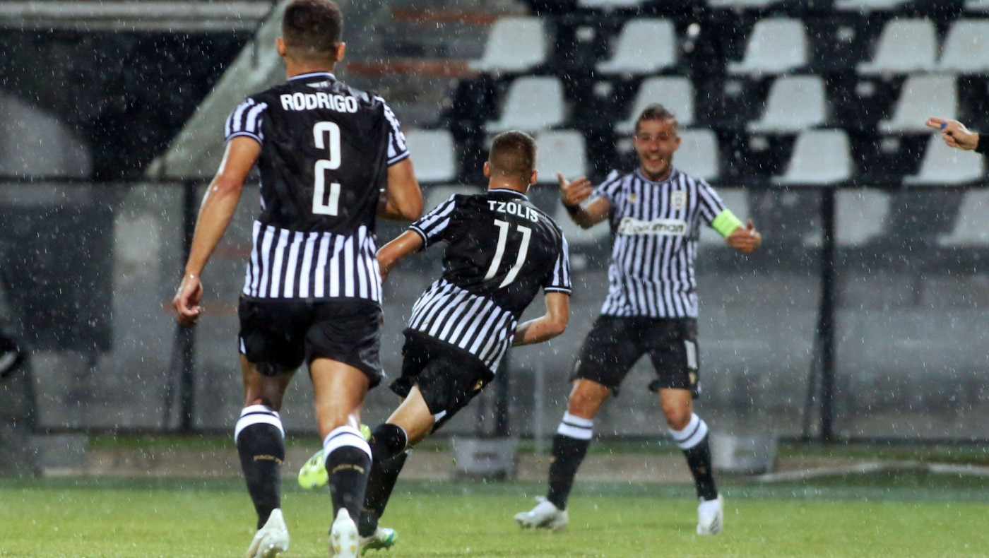 Αποθέωση Πέλκα σε Τζόλη