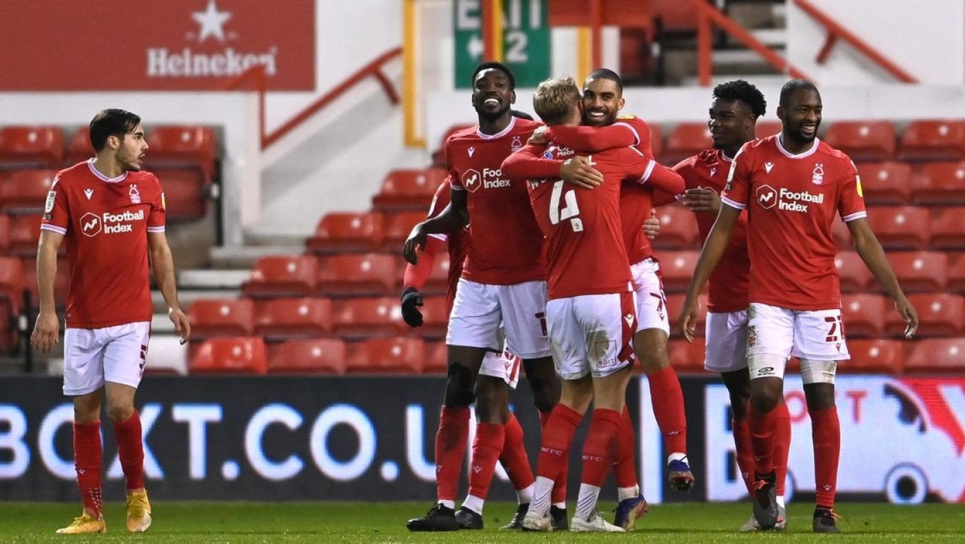 Το βίντεο... της χρονιάς στην Αγγλία από ματς της Νότιγχαμ του Μαρινάκη