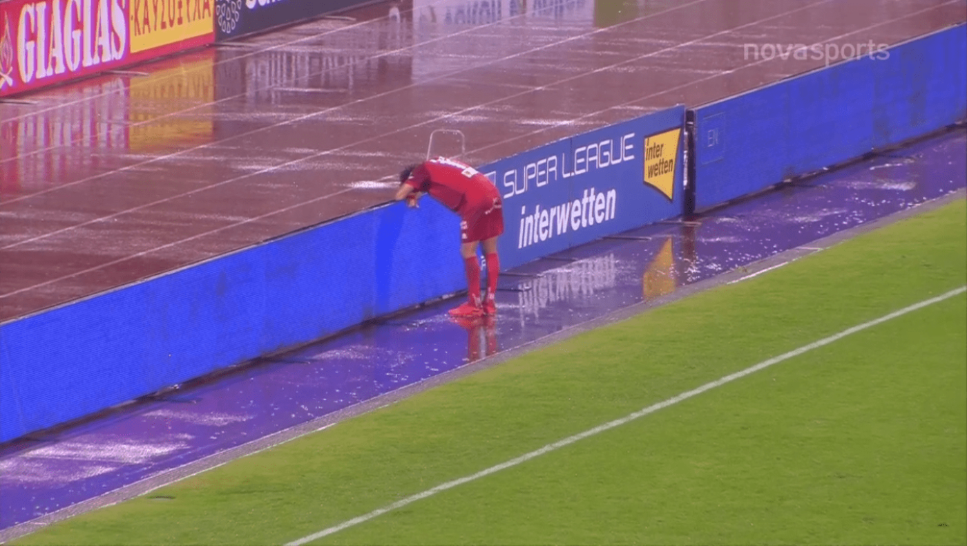 Απαρηγόρητος ο... μοιραίος Ουάρντα μετά την ισοπαλία με τον Παναιτωλικό