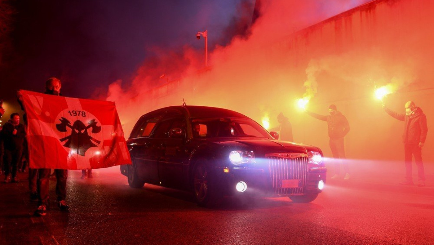 ﻿Βιτσέντζα: Τίμησε τον Ρόσι με βεγγαλικά και συνθήματα