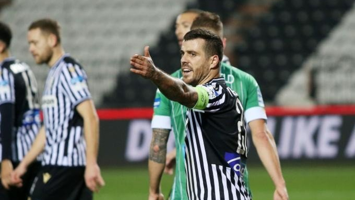 Βιεϊρίνια: «Θέλαμε τη νίκη για τον Ουαγκέ, να γίνει ο επόμενος ηγέτης του ΠΑΟΚ ο Τζόλης»