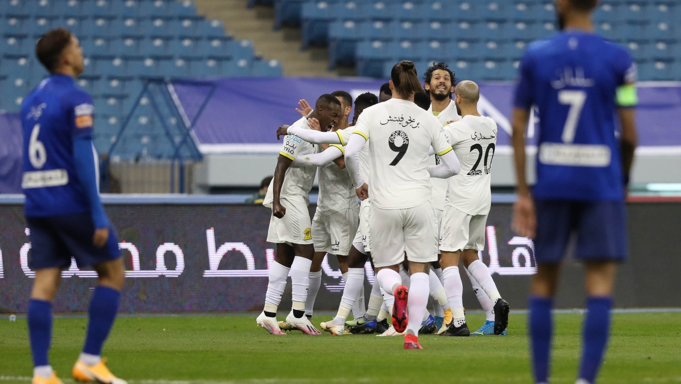 Βγήκαν τα... «σπαθιά» μεταξύ Λουτσέσκου και Πρίγιοβιτς!