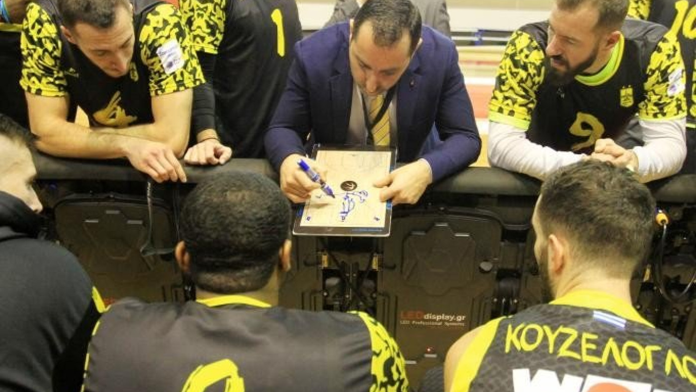 Η αντίδραση του Καμπερίδη μετά την ήττα από την ΑΕΚ