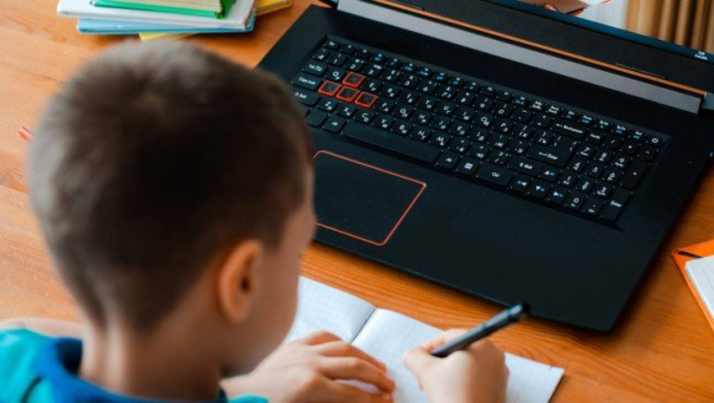 Πανδημία: Τι γίνεται παγκοσμίως στα σχολεία