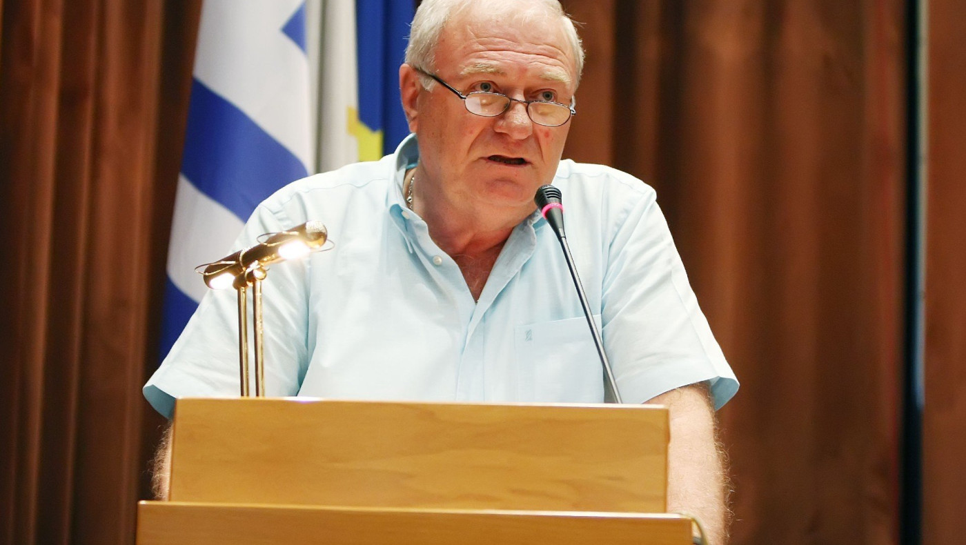 Επίθεση Χατζηαποστόλου σε Αυγενάκη: «Το παρακάνατε!»