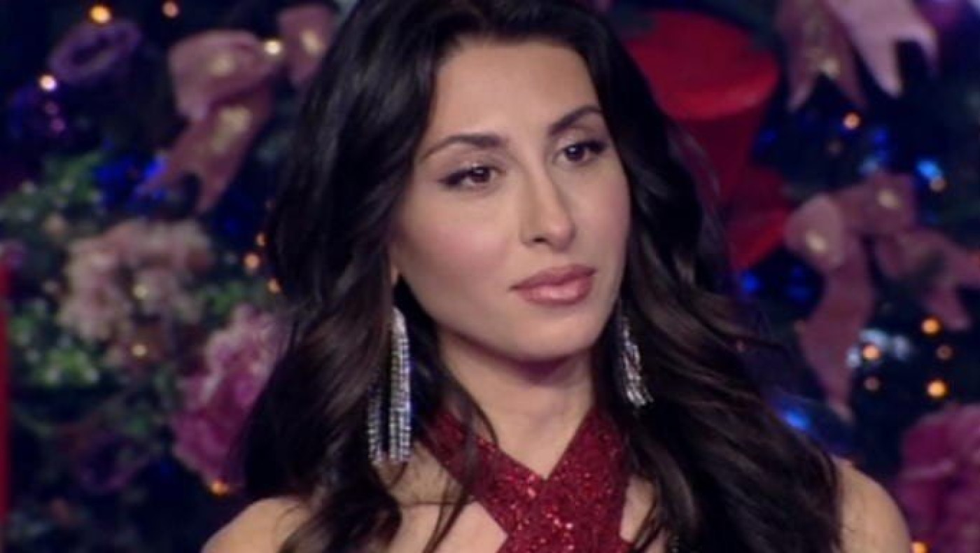 Άφωνη η Ζωή Δημητράκου με το σχόλιο του Φασουλή στο J2US: «Τις έχεις ασφαλίσει...;»