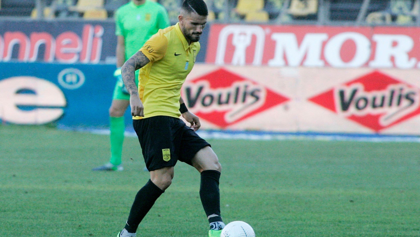 Ο Ντάτκοβιτς δεν θέλει να «κάτσει» στο συμβόλαιο του