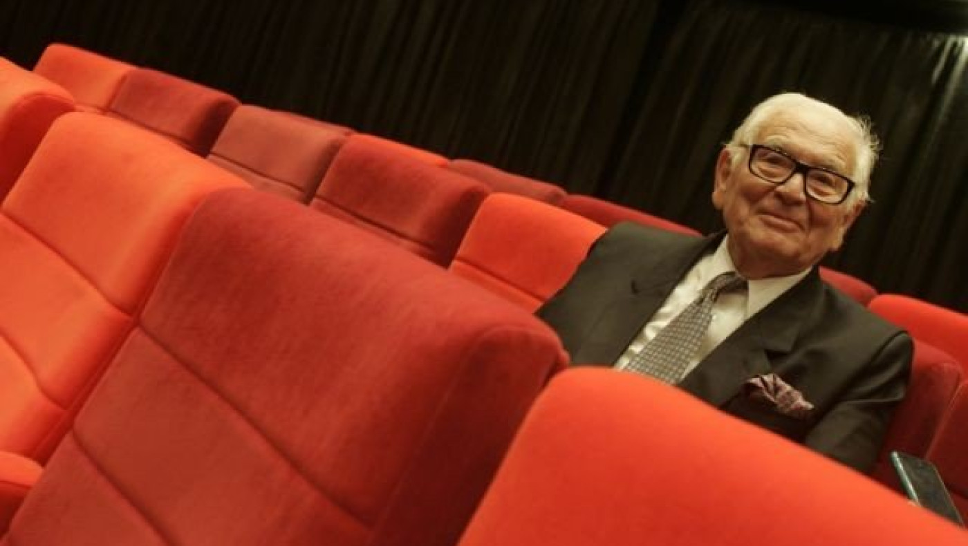 Πέθανε ο σπουδαίος σχεδιαστής μόδας Πιέρ Καρντέν