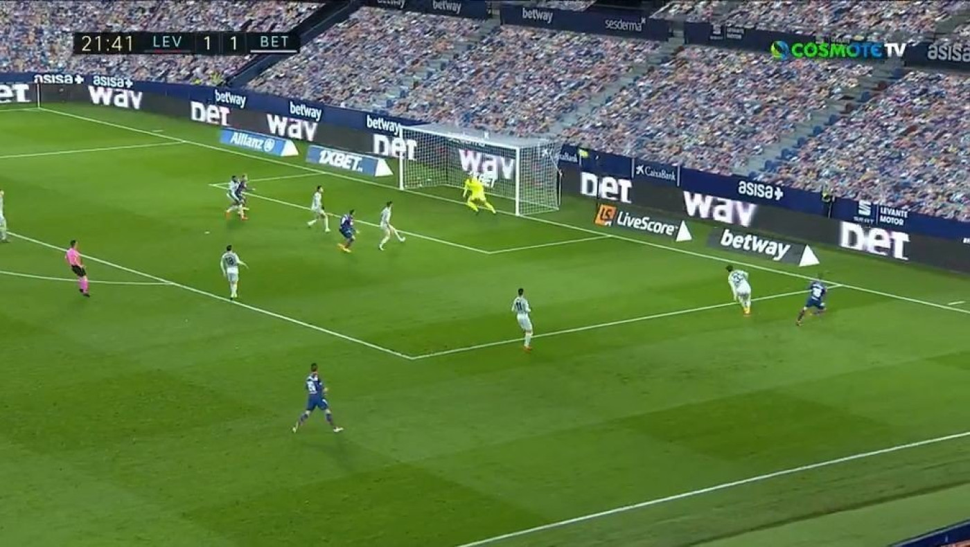 Ματσάρα και νίκη για τη Λεβάντε με 4-3 επί της Μπέτις ﻿