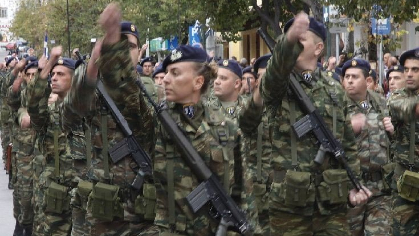 Εθελοντική θητεία των γυναικών στην Εθνοφυλακή εξετάζει το υπουργείο Άμυνας