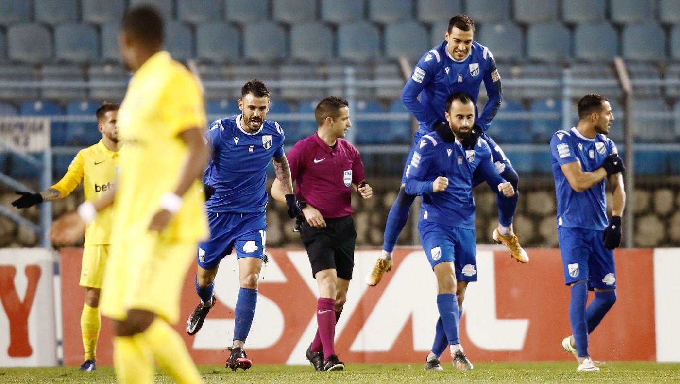 Το γκολ της χρονιάς: Το τρομερό ψαλίδι του Αραμπούλι για το 2-0 της Λαμίας επί του Άρη