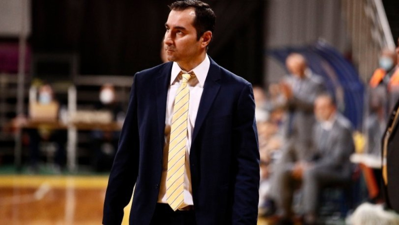 Καμπερίδης για την ήττα από το Περιστέρι και τον Τσάλμερς!