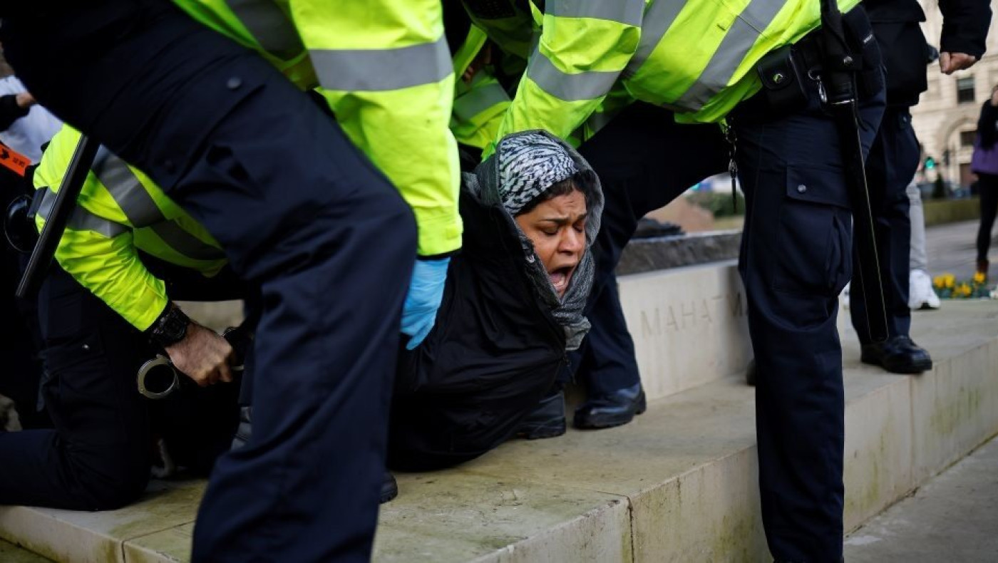 Οργή στο Λονδίνο για το lockdown: Πόλεμος με την αστυνομία και συλλήψεις