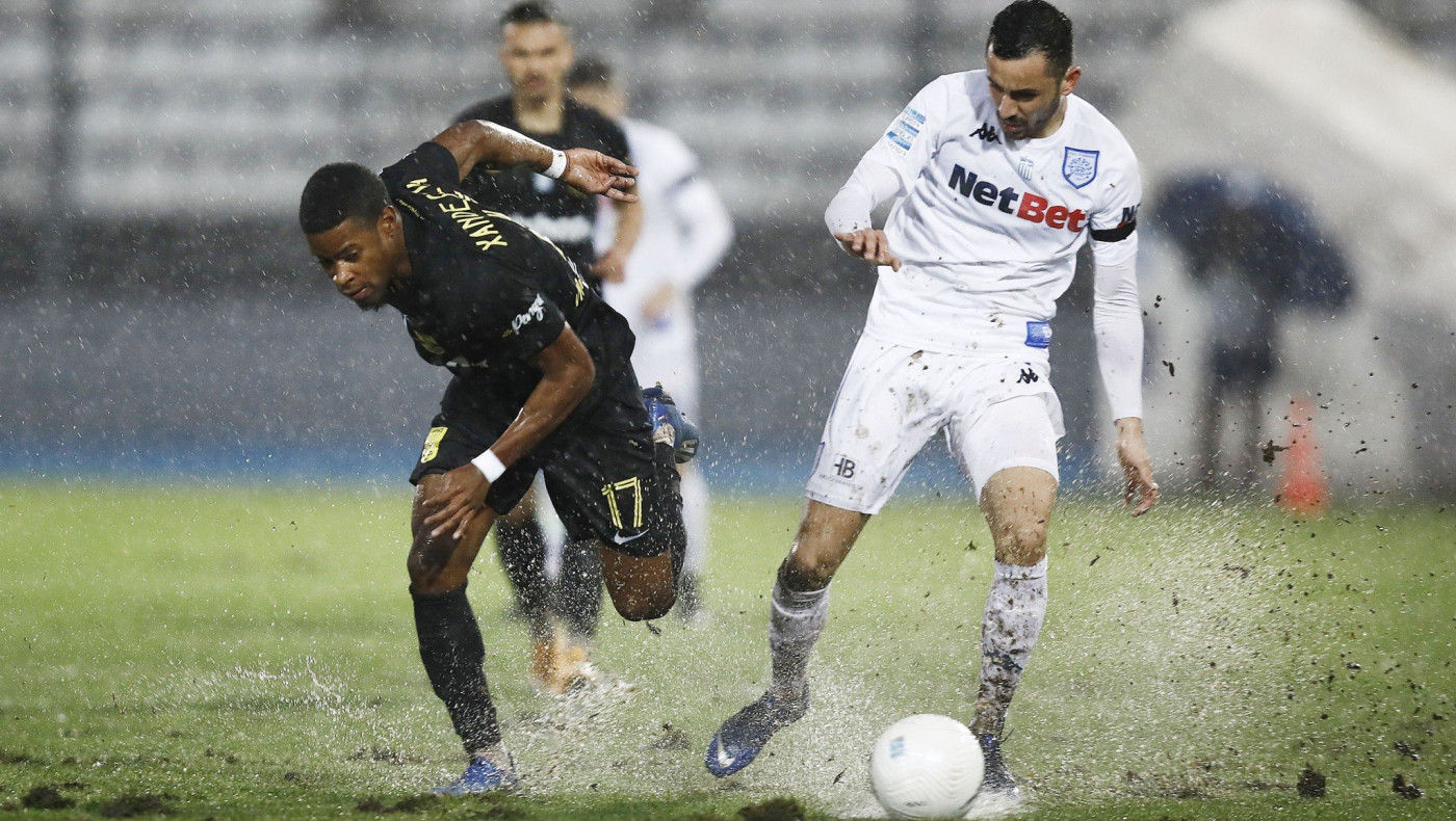 Το γκολ του Άρη που ακύρωσε ο Τσαγκαράκης στους «Ζωσιμάδες»