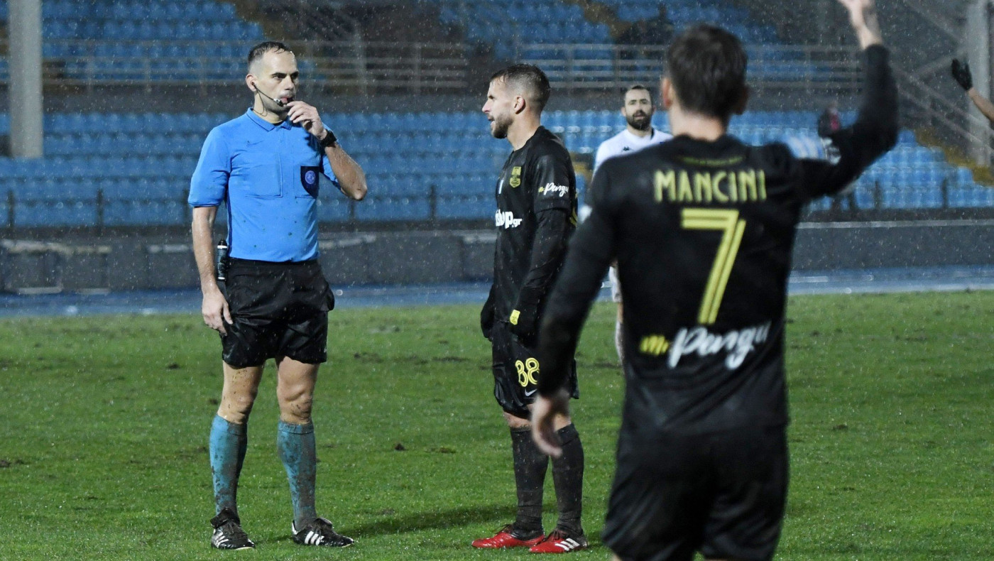 ΠΑΣ-Άρης: Το πέναλτι που ζήτησαν οι κίτρινοι!